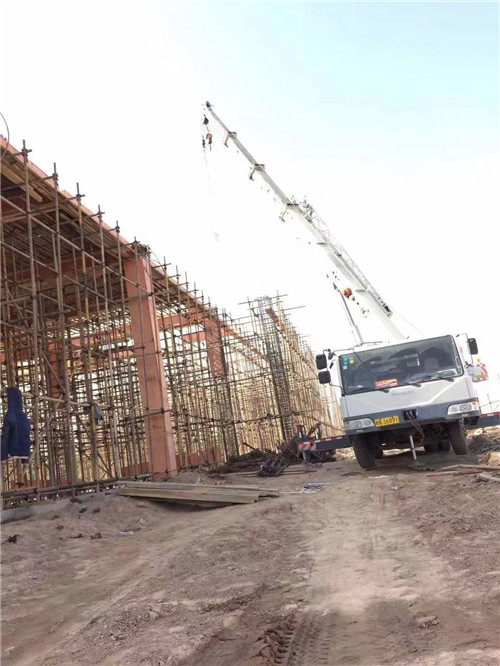 梅江区吊车作业的安全注意事项有哪些？